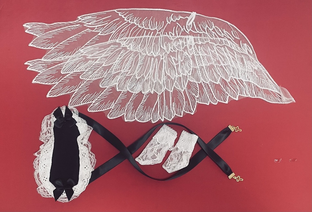 はばたきのゴシックワンピ