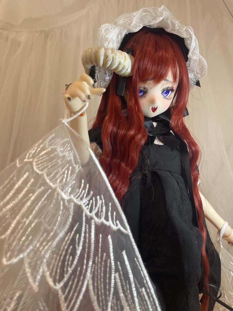 はばたきのゴシックワンピ