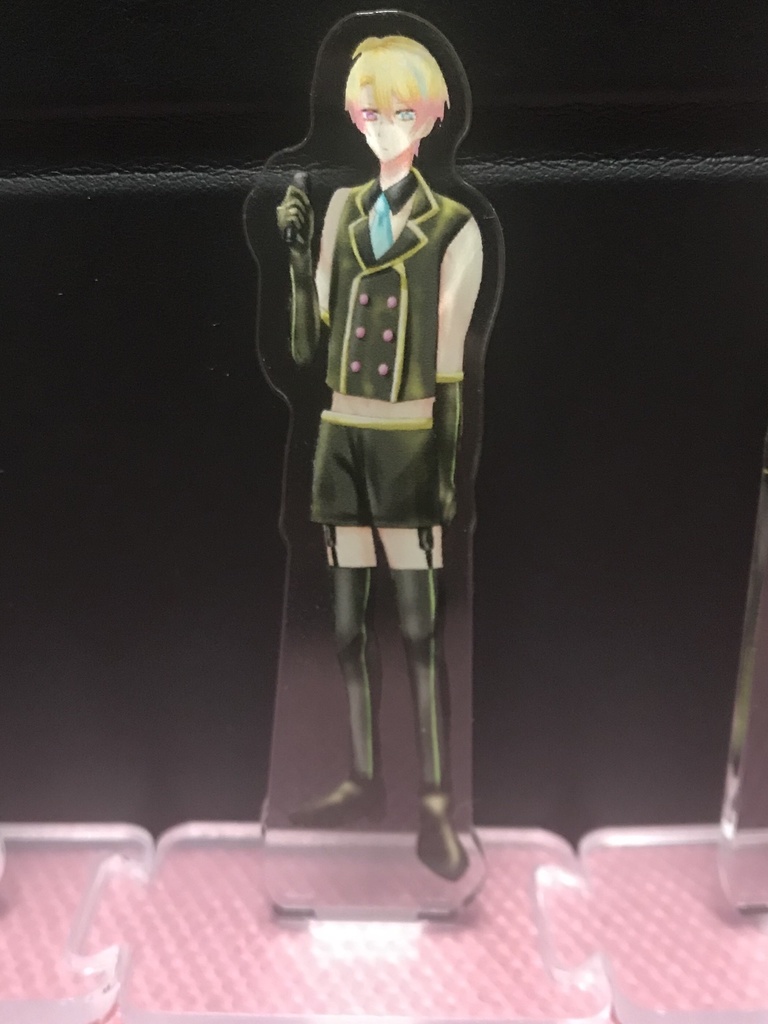 真宗透梨　アクリルフィギュアスタンド　初期衣装