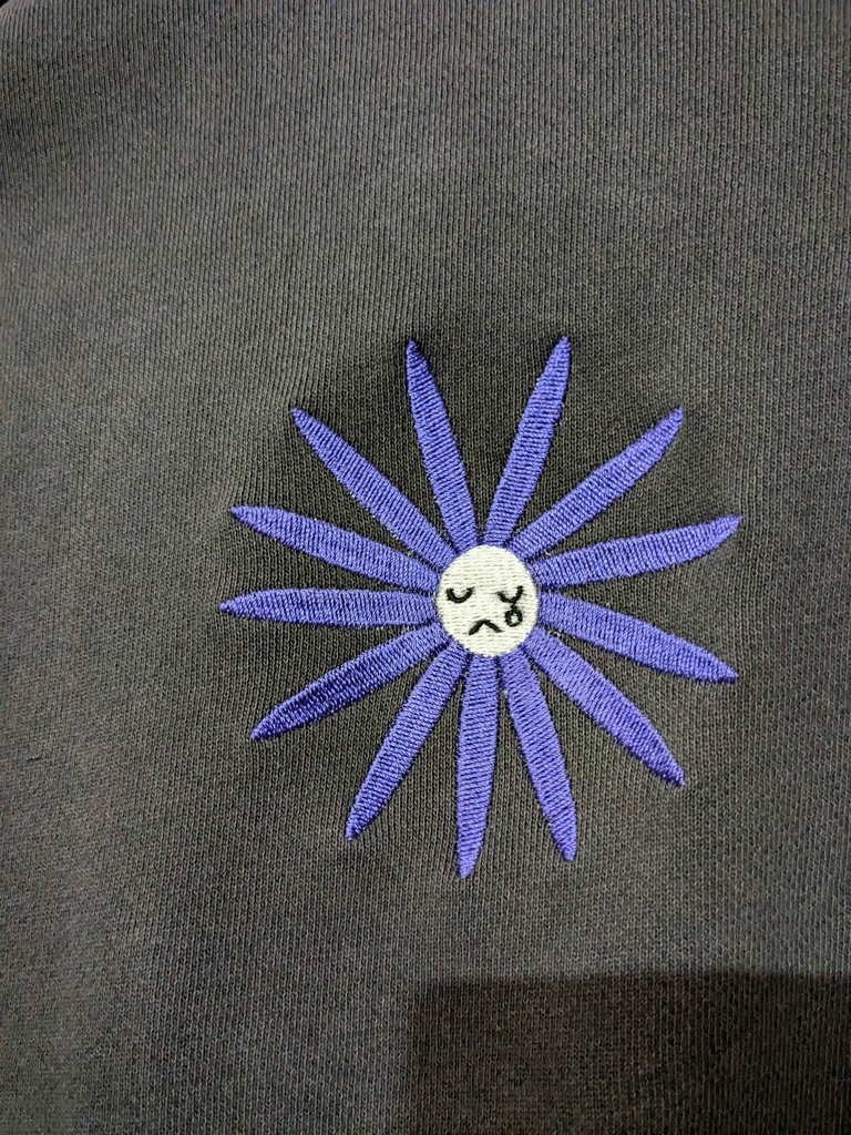Suiu.7 オリジナルシオン刺繡 ピグメントスウェットシャツ