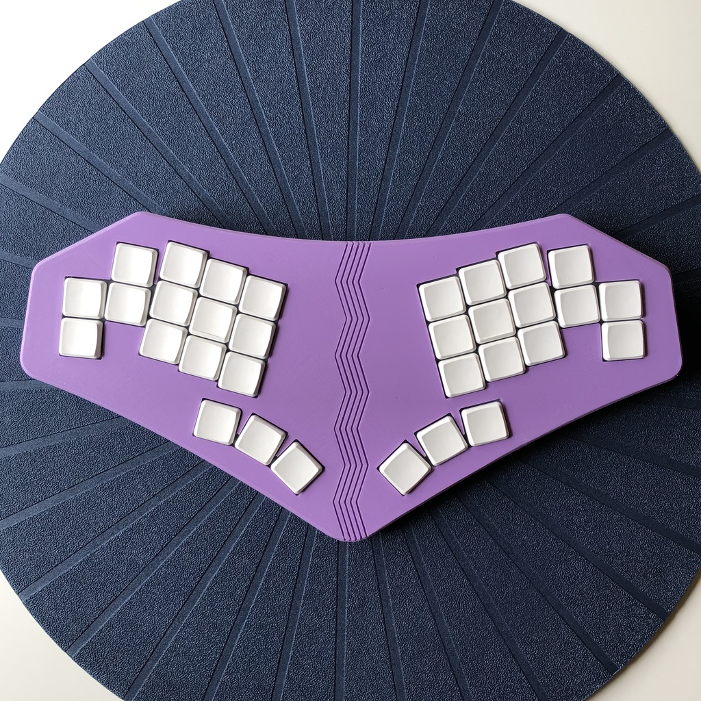 ZigZag32 aka “せまのすけ”: Original Mechanical Keyboard Case & Plate