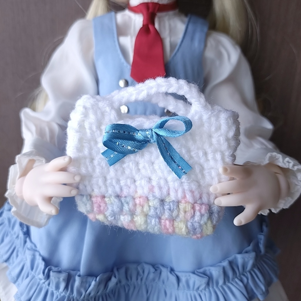 ブルーリボンのミニバッグ(MDDや1/4ドール用)