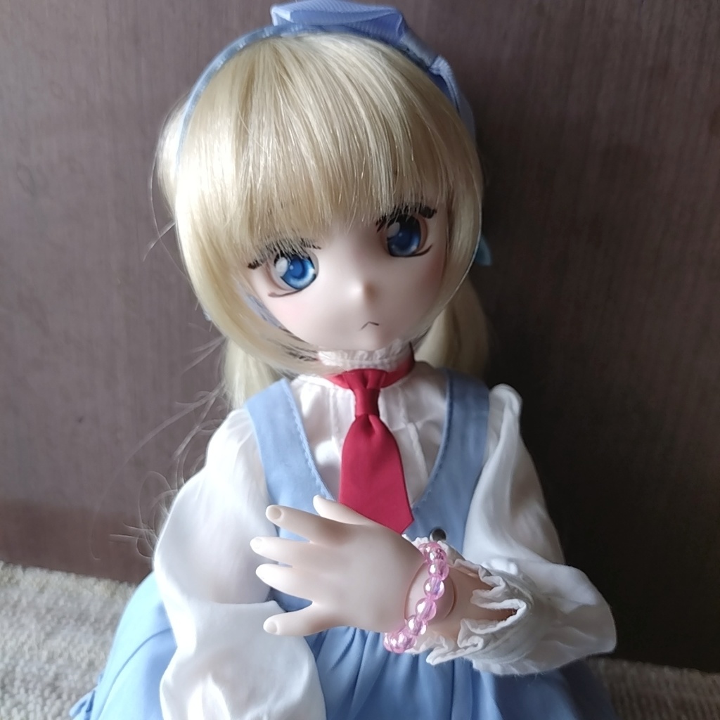 ピンク色のブレスレット(MDDや1/4ドール用)