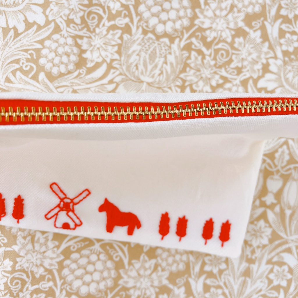 はじとも&バンデイメージ 手刺繍ポーチ