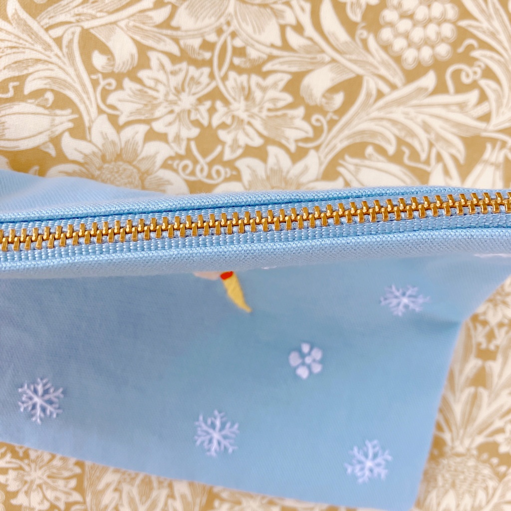 はじとも&バンデイメージ 手刺繍ポーチ