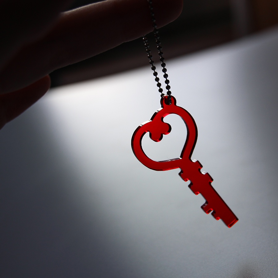 ラボの鍵アクリルキーホルダー