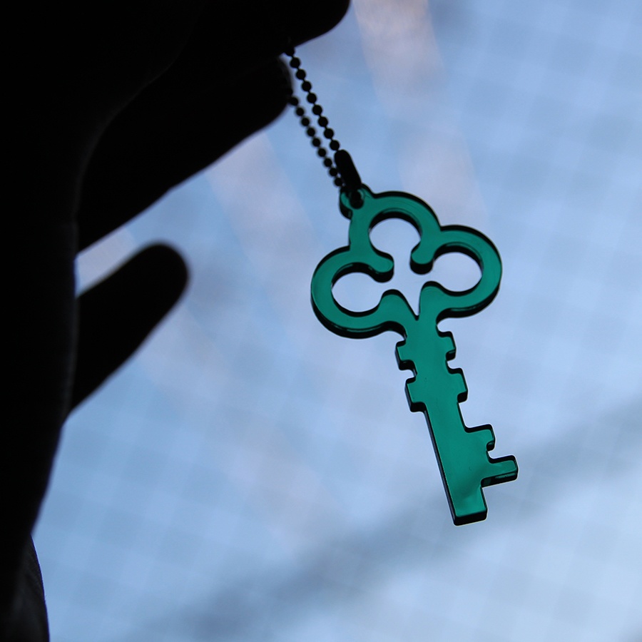 ラボの鍵アクリルキーホルダー