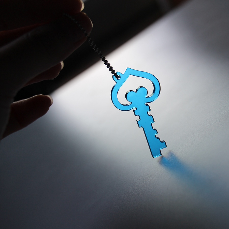 ラボの鍵アクリルキーホルダー