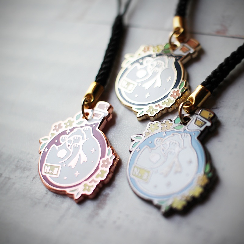 アルフィーの秘密エナメルチャーム