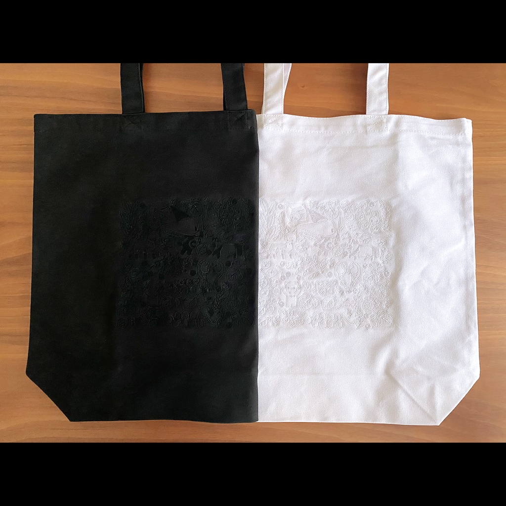 同色刺繍トート