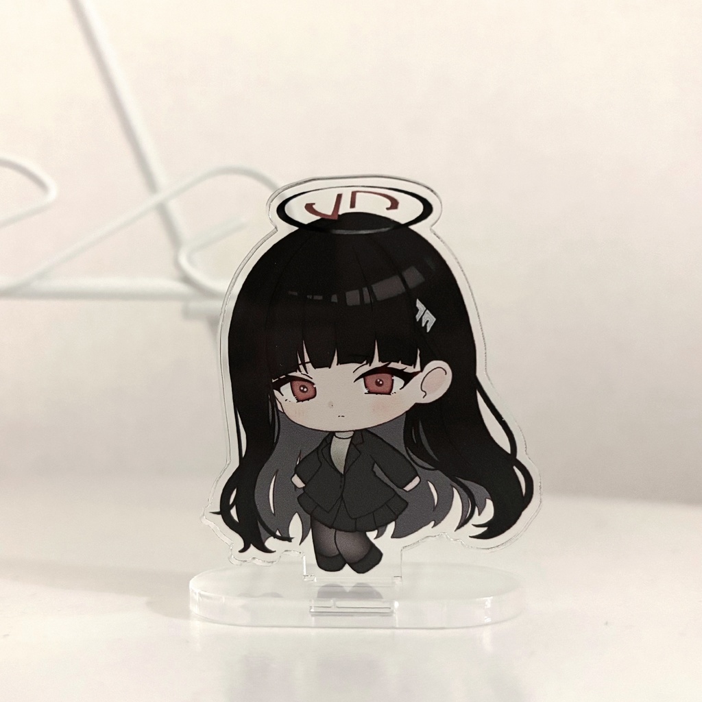 調月リオさんアクスタ