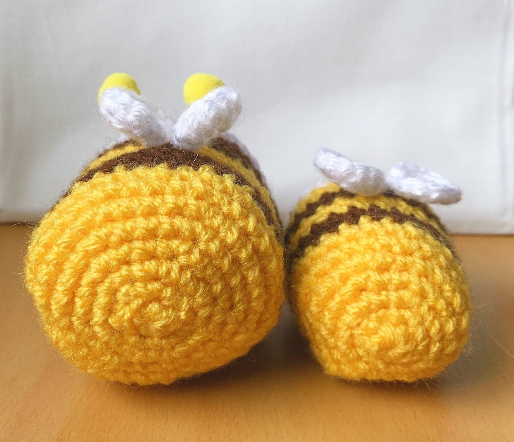 もちマス きぐるみ ミツバチ  きいろ