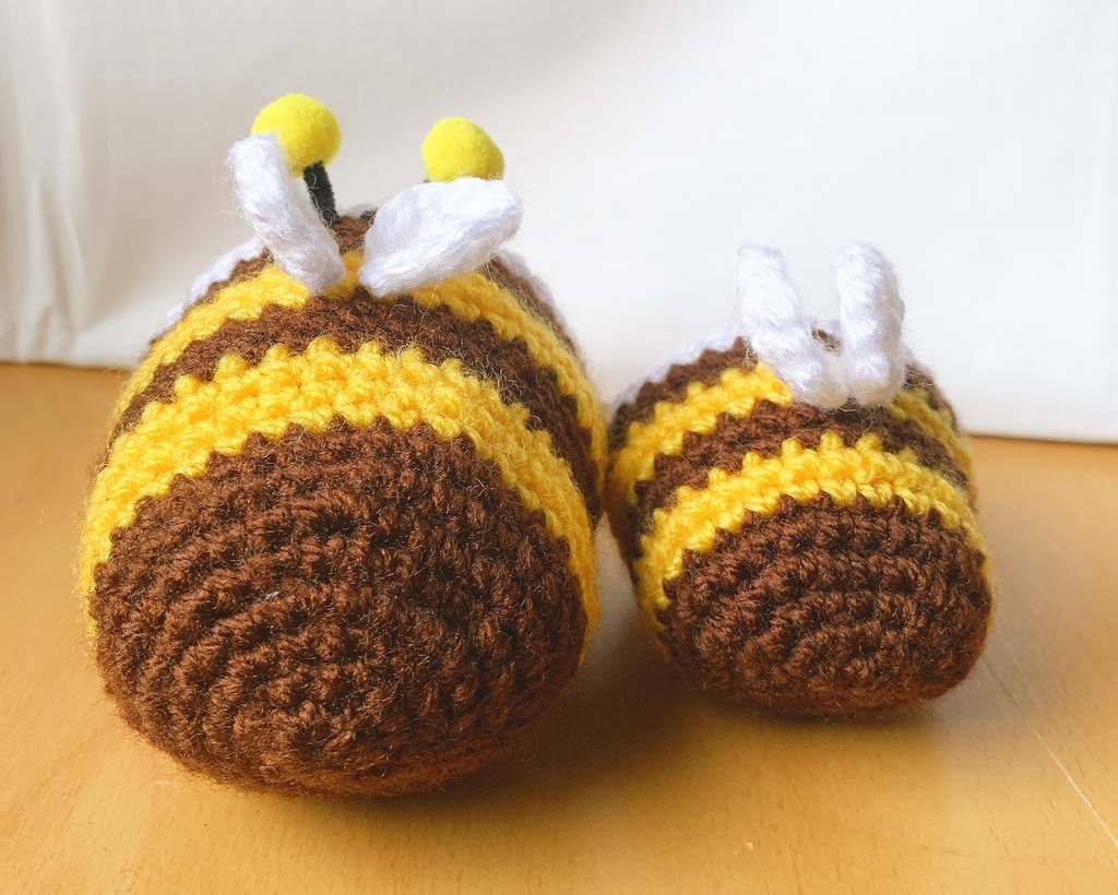 もちマス きぐるみ ミツバチ  ちゃいろ