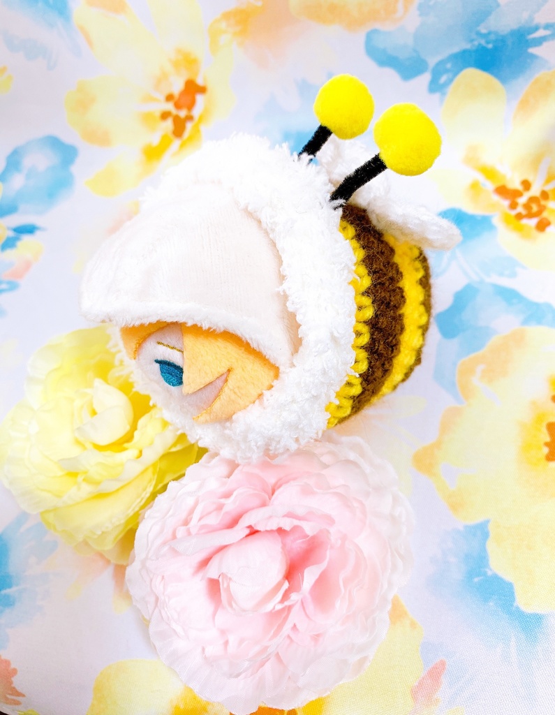 もこもこミツバチ