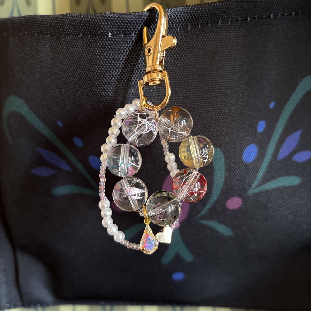 ハンドメイドストラップ