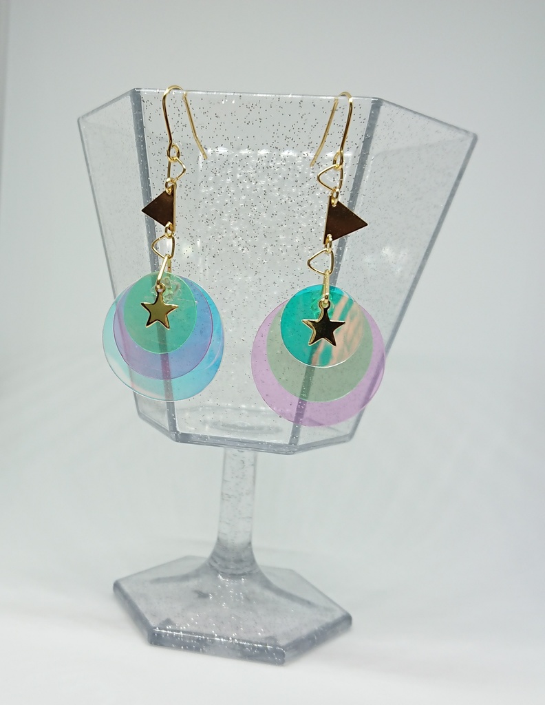 ネオンカラーピアス・葵ひなた