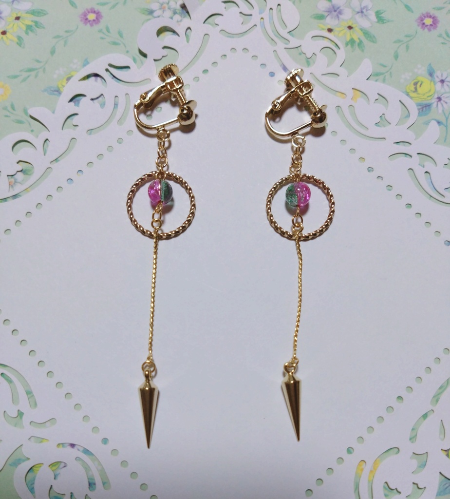 七種茨イメージイヤリング