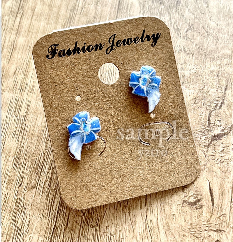 フリーナ　ピアス