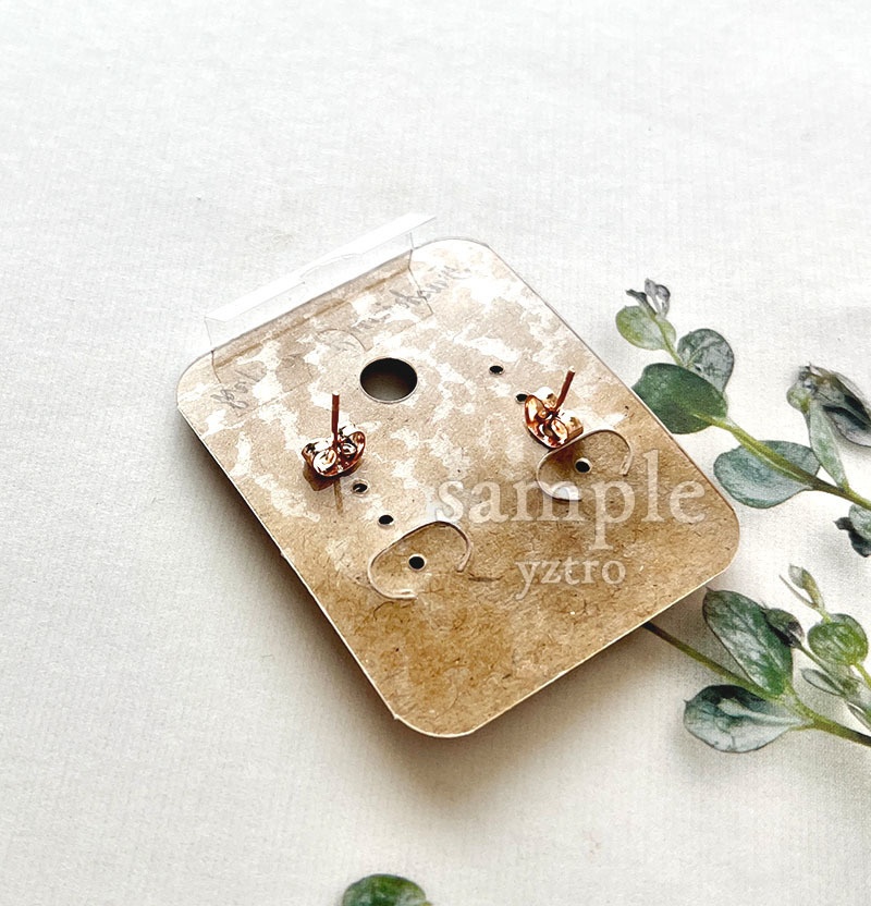 フリーナ ピアス