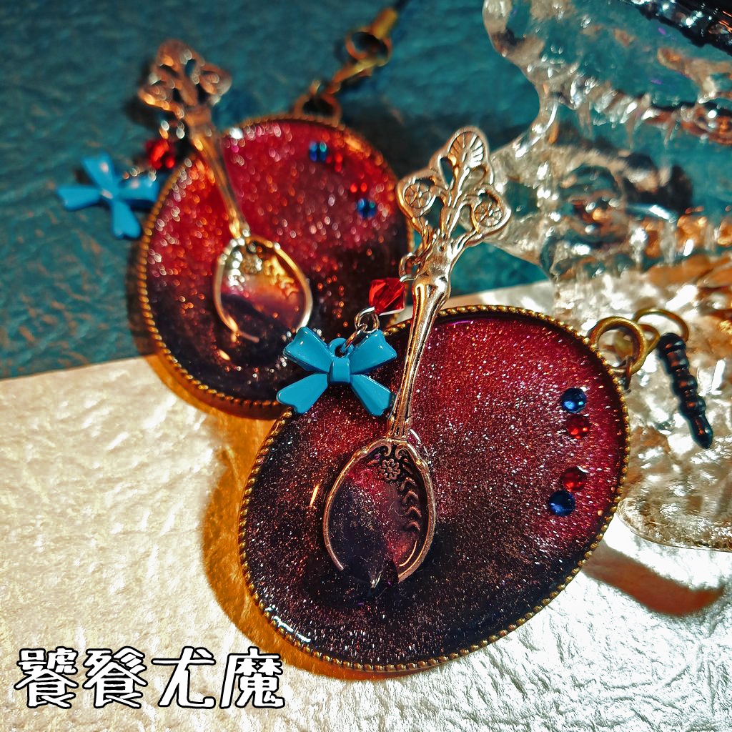 東方キャライメージストラップ・イヤホンジャック　鬼･憑･虹