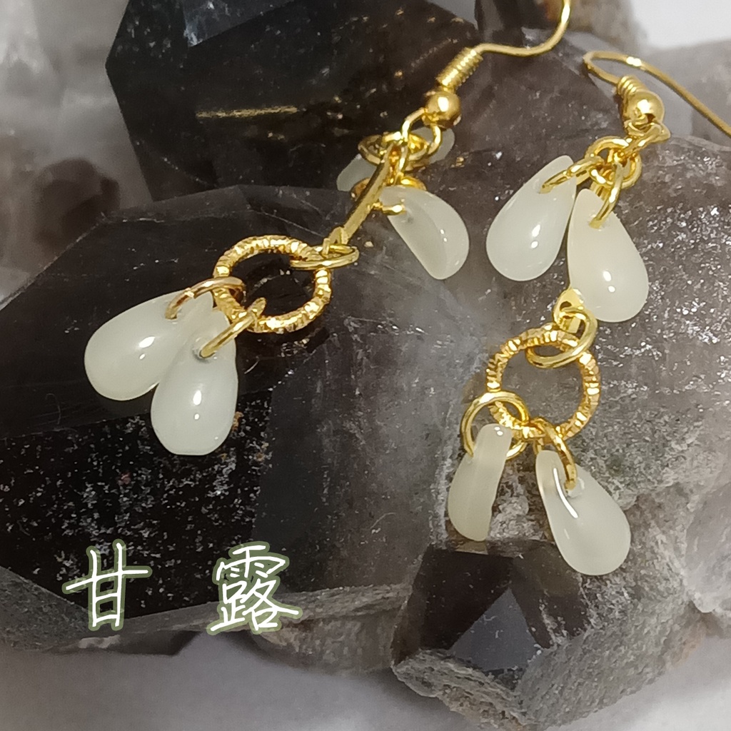 小妖精の耳飾り フックピアス