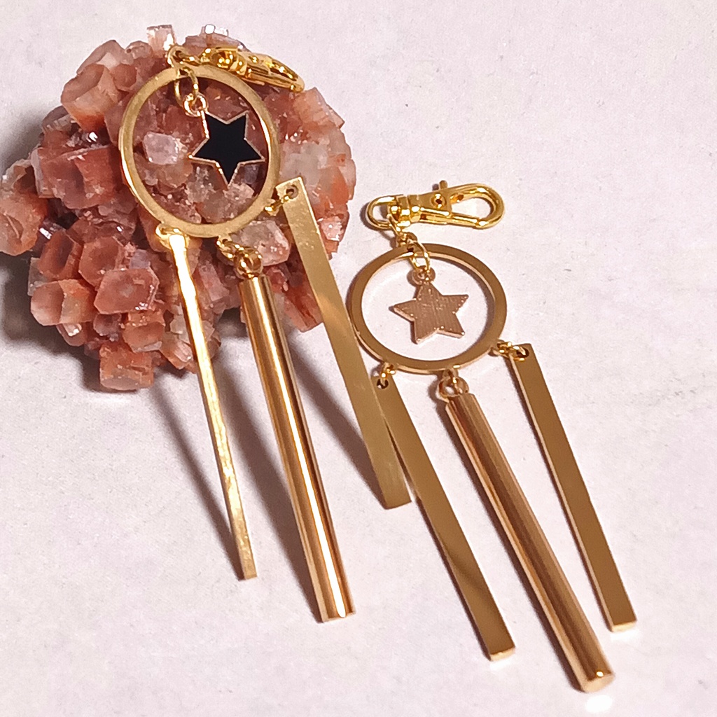 東方Project 針巫女霊夢&レーザー魔理沙 イメージキーホルダー