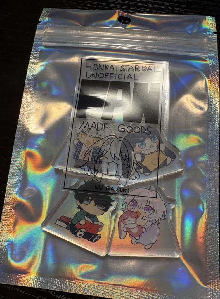 自立アクリル４つセット