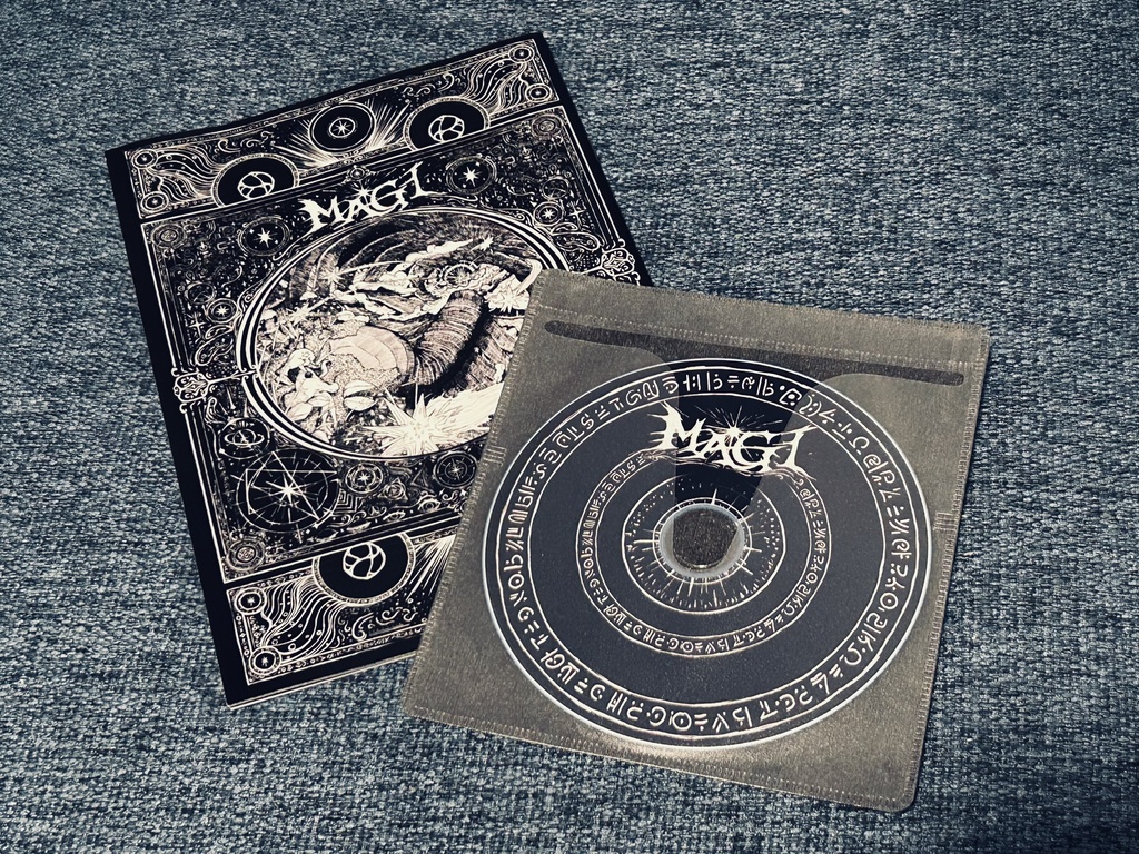 MAGI (Booklet + CD)