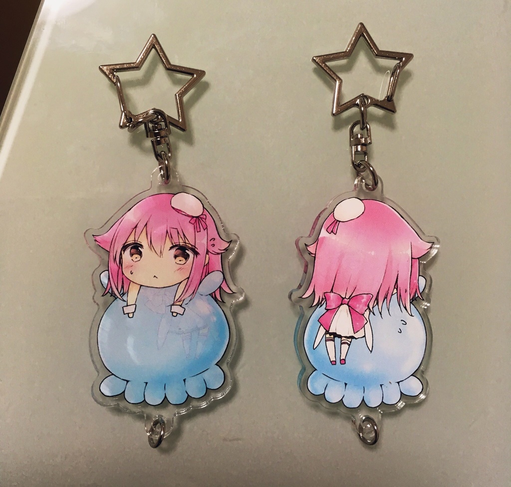 繋がるアクリルキーホルダー(すばる)