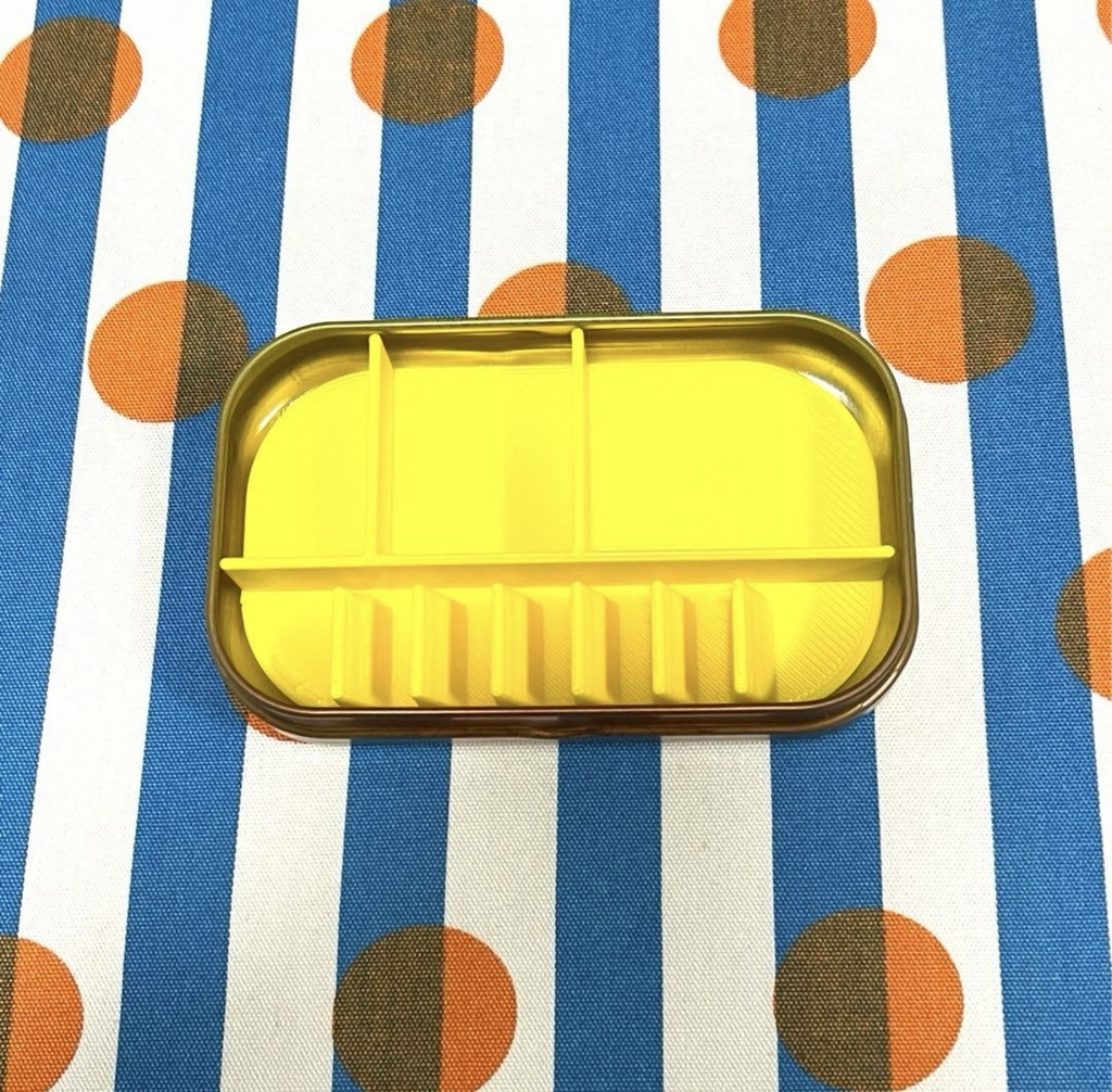 ピカチュウカラー ポケモンカード 海外製のダメカンケース 仕切り