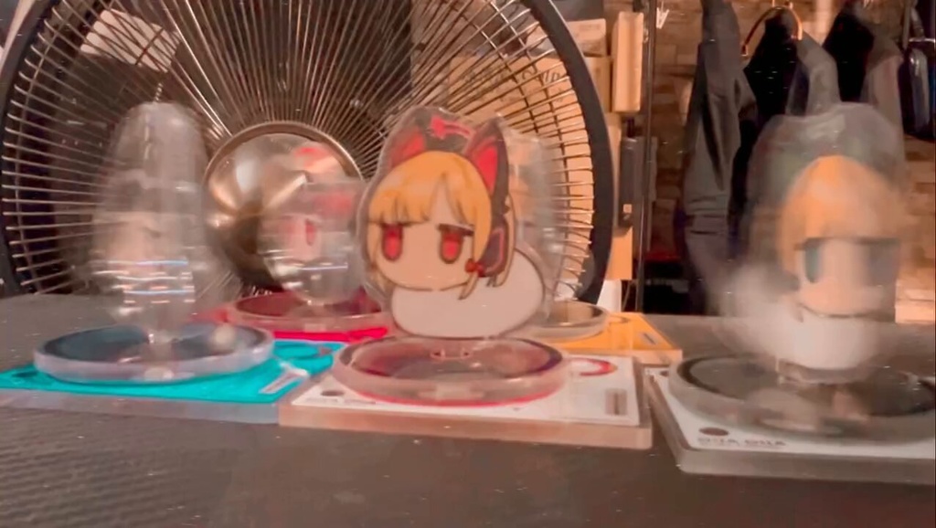 OIIAII 回転アクリルスタンド