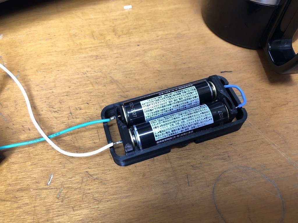 画鋲電池ボックス_2xAA_v1