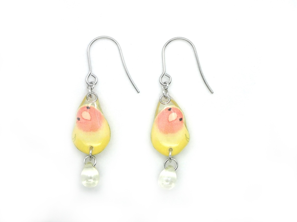 【ピアス】くびかしげコザクラ