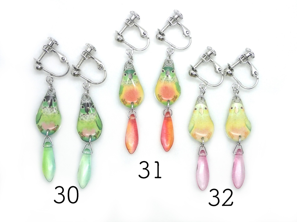 【イヤリング】ウロコインコ