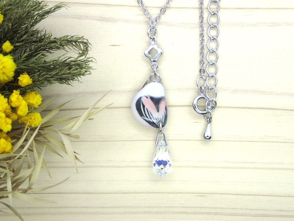 【ネックレス】ふりむきシマエナガ