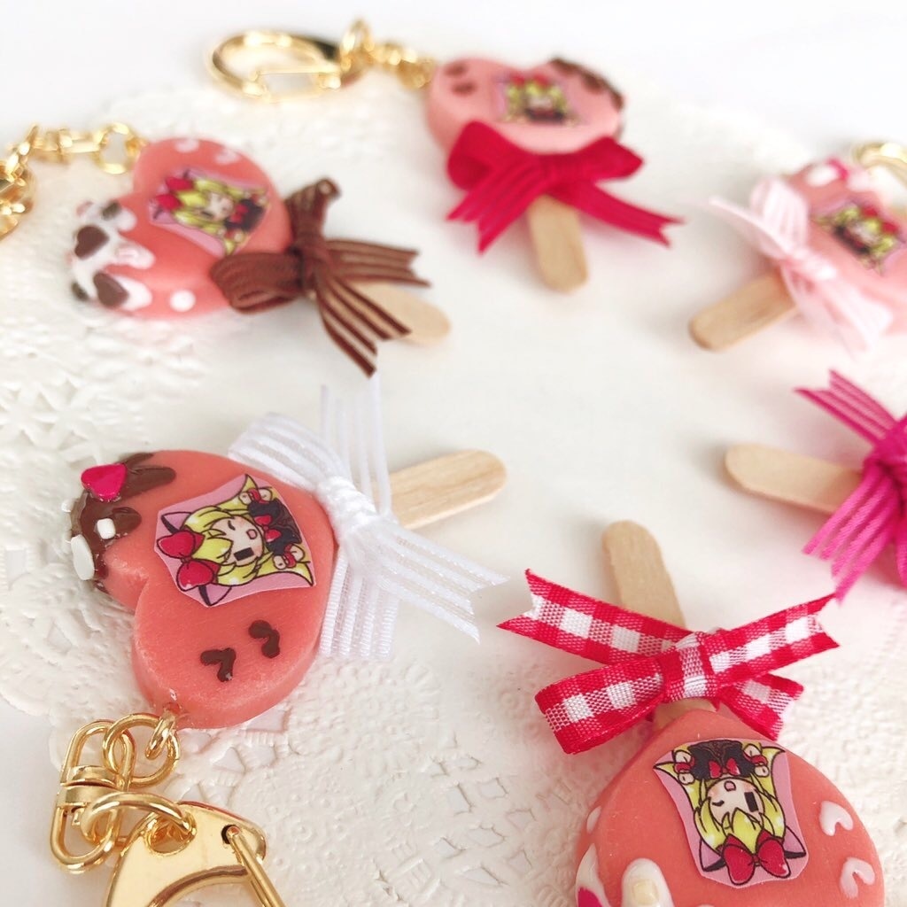 レジーナ♡ハートアイスバーキーホルダー