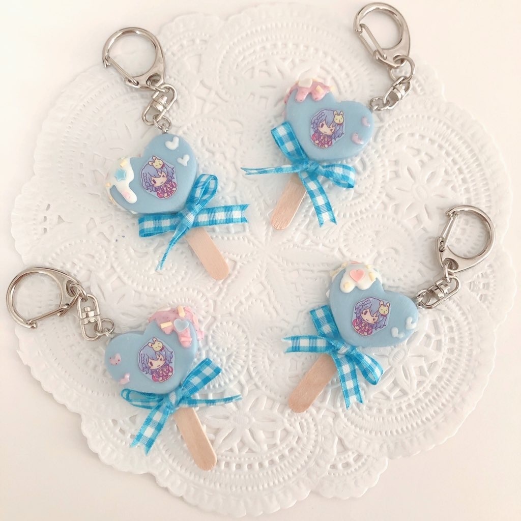 ドロシー&シオン♥ハートアイスバーキーホルダー