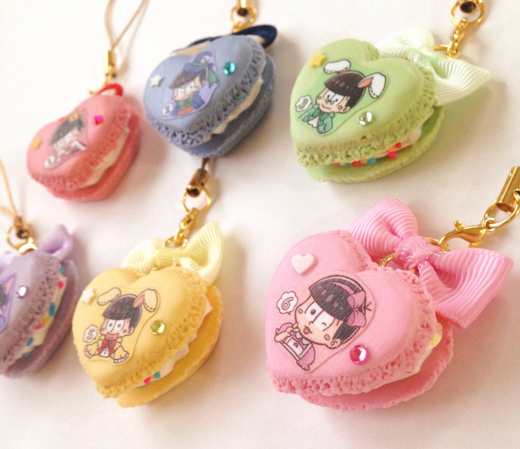 おそ松さん♡ハートマカロンストラップ(アリスver.)