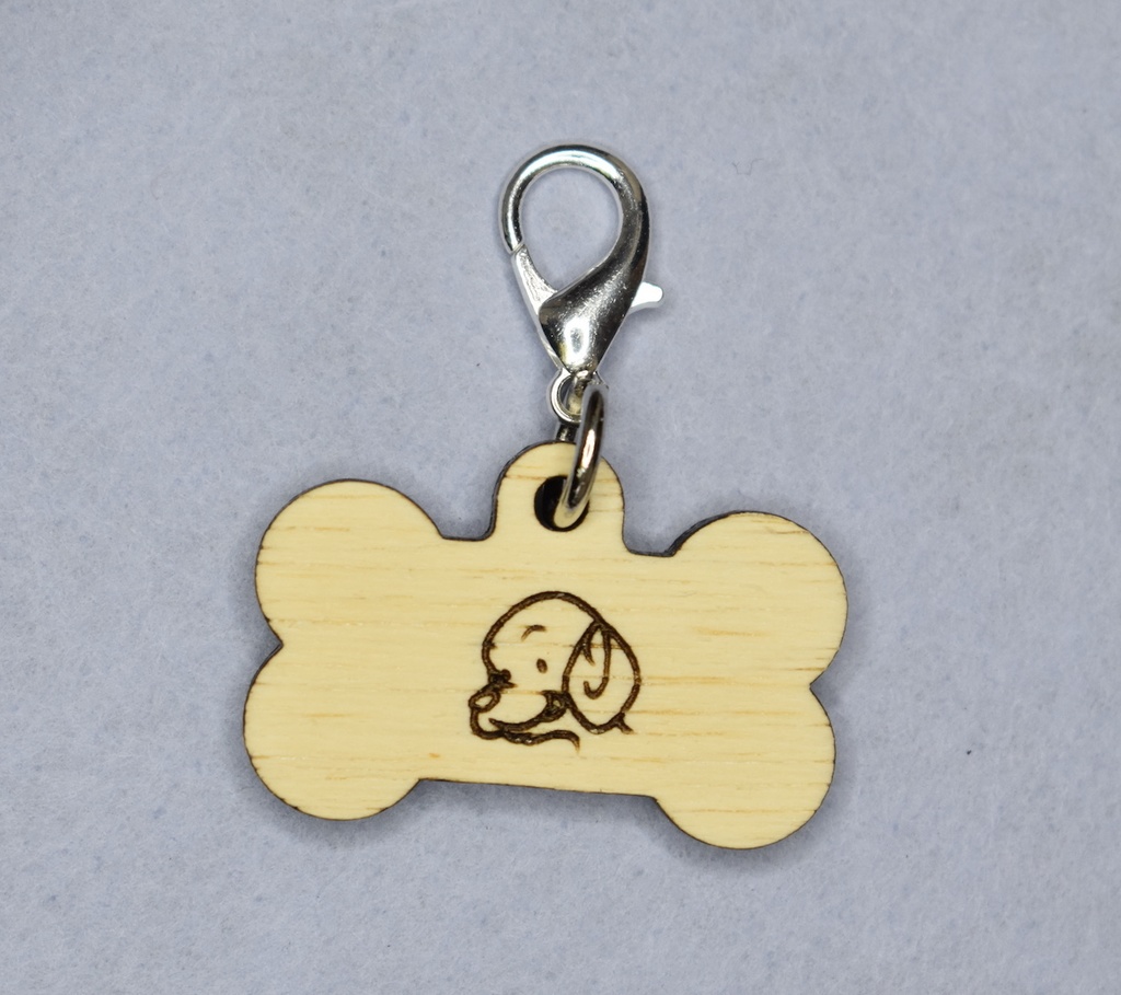 わんちゃん　骨の形　ネームタグ