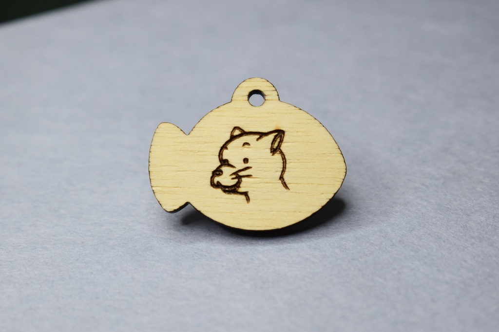 ねこちゃん 魚の形 ネームタグ