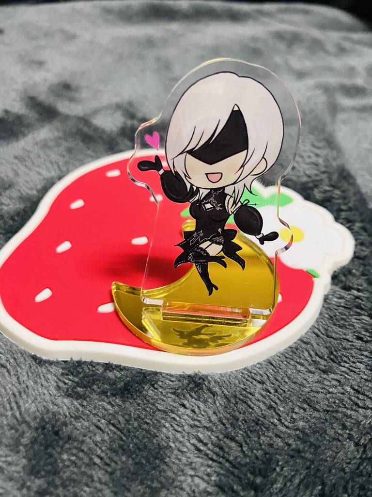 色んなものをオススメする10Hちゃんアクリルスタンド