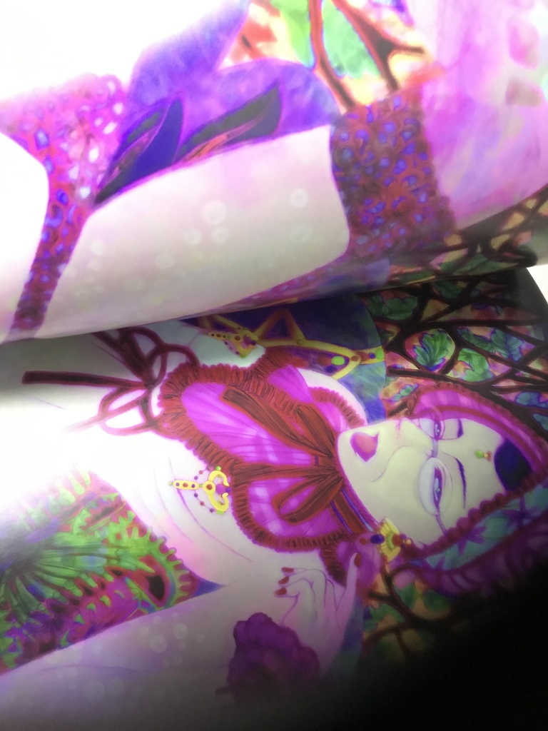 粧壁-Bloom Stained Relief-