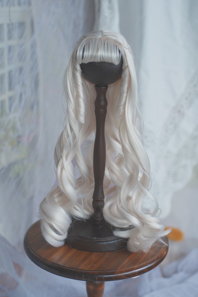 LORINA ローリナ | Moonlight Silver | 耐熱ドールウィッグ