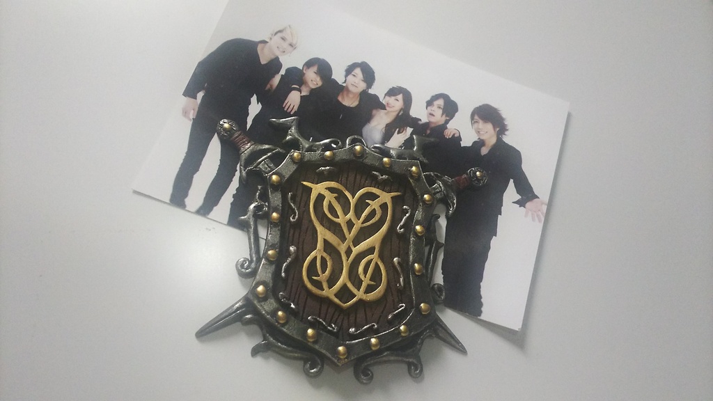 Beautiful Warrior マグネット(ボールチェーン付)【CROSS VEIN】