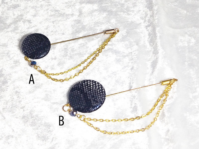 ハットピンチェーン付きゴールド