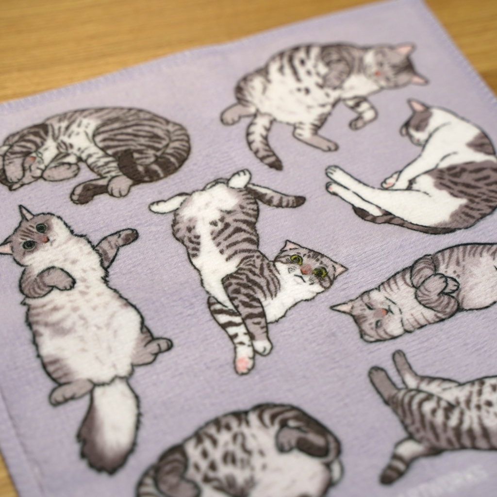 猫ざんまいハンドタオル