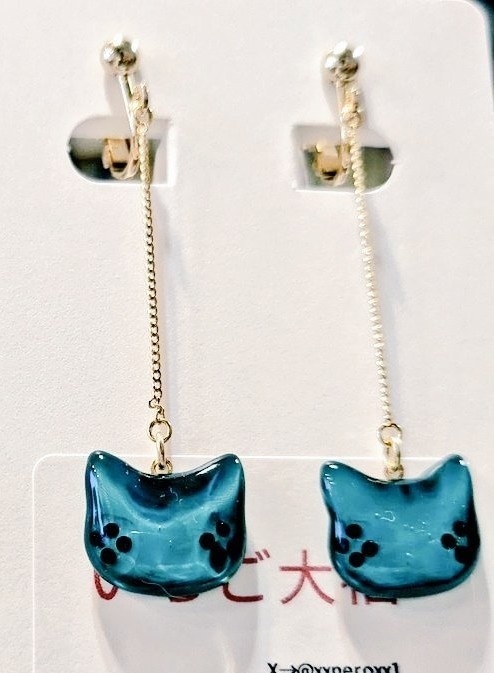 みどりにゃ ロングイヤリング/ピアス