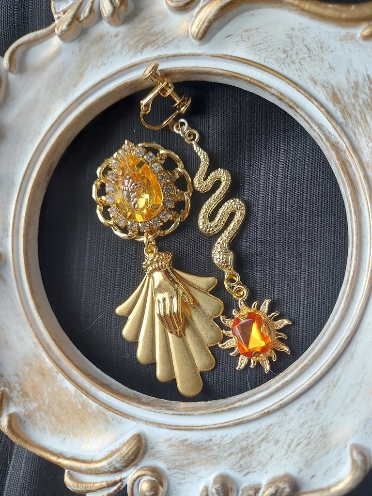 "狐"イヤリング