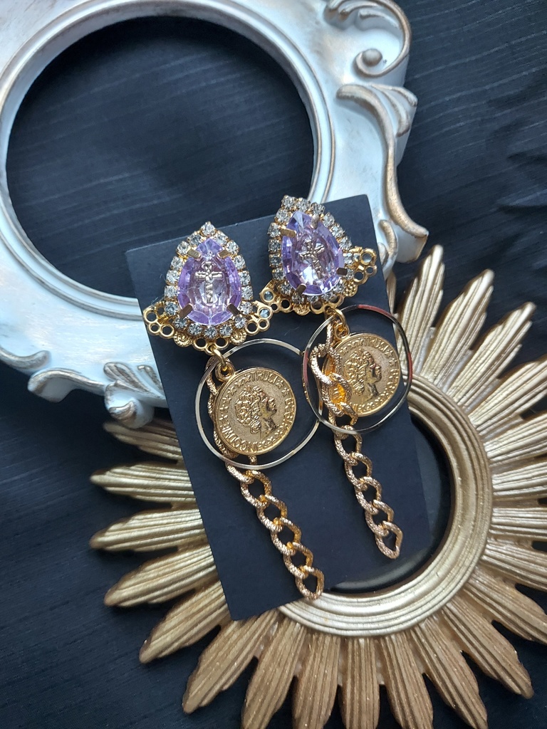 "クラブ=マジェスティ"ピアス