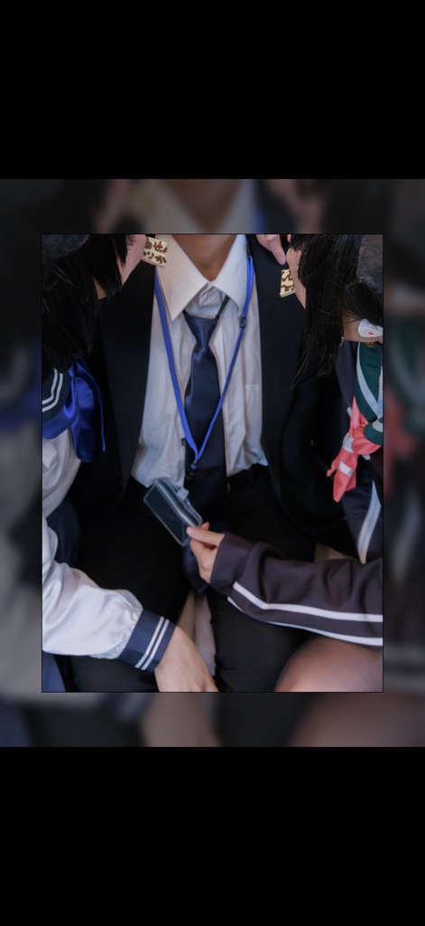 先生のためなら、2人で。【コスプレ写真集】